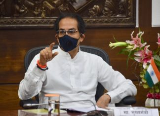 उपलब्ध बेड्सची माहिती मिळणे, रुग्णवाहिकांचे नियंत्रण आवश्यक – मुख्यमंत्री उद्धव ठाकरे
