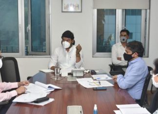 धनंजय मुंडे कोरोना ब्रेकनंतर पुन्हा बॅक टू वर्क