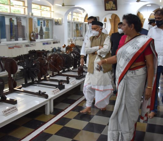 सेवाग्राम आश्रमास राज्यपाल भगत सिंह कोश्यारी यांची भेट