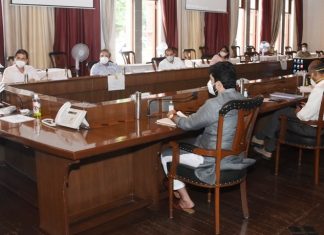 ‘कोरोना’च्या रुग्णांना खाटा अपुऱ्या पडणार नाहीत याची दक्षता घ्या – उपमुख्यमंत्री अजित पवार यांचे निर्देश