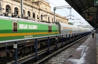 रेल्वेतील भरतीबाबत जाहिरात देण्याचा अधिकार खासगी एजन्सीला नाही – भारतीय रेल्वे