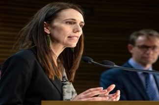 न्यूझीलंडच्या पंतप्रधान यांनी तिथली निवडणूक पुढच्या महिन्यात ढकलली