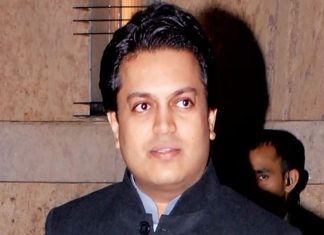 ६५ वर्षांवरचे कलाकार आणि कर्मचाऱ्यांना, चित्रीकरणात सहभागी होण्याची मुभा – अमित देशमुख