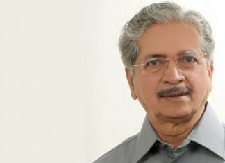 अत्यावश्यक सेवेसोबत इतर उद्योगही सुरू करण्याबाबत शासन सकारात्मक -सुभाष देसाई