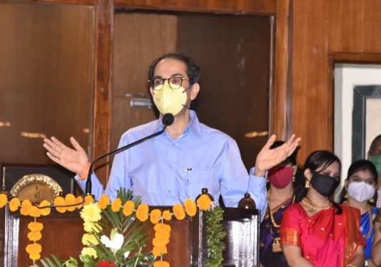 राज्य आणि देश सर्वोत्तम झाला पाहिजे हे स्वप्न कायम बाळगा