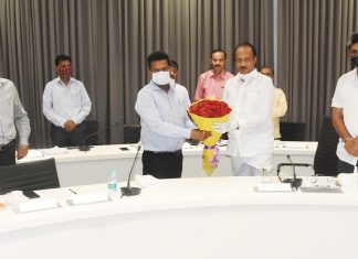 जिल्हाधिकारी नवल किशोर राम यांना उपमुख्यमंत्री अजित पवार यांनी दिल्या शुभेच्छा