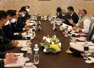 मॉस्को येथील शांघाय सहकार्य संघटनेच्या बैठकीच्या पार्श्वभूमीवर चिनी संरक्षण मंत्र्यांच्या विनंतीवरून संरक्षणमंत्री राजनाथ सिंह यांनी त्यांची भेट घेतली.