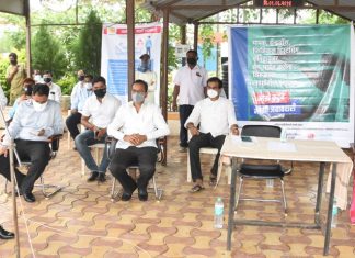 ‘माझे कुटुंब माझी जबाबदारी’ मोहीम यशस्वीपणे राबवून कोरोनाचा संसर्ग रोखूया : जिल्हाधिकारी डॉ. राजेश देशमुख