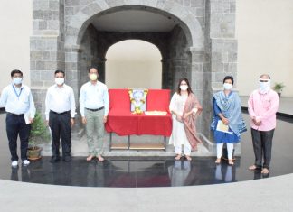 पंडित दीनदयाळ उपाध्याय यांना जिल्हा प्रशासनातर्फे अभिवादन