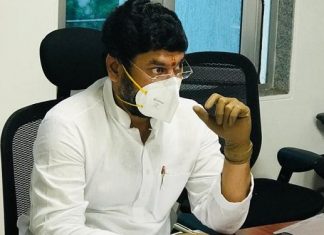 शंभर टक्के उपस्थिती अनिवार्य असणाऱ्या कार्यालयामध्ये दिव्यांग अधिकारी, कर्मचाऱ्यांना उपस्थित राहण्यास सूट : सामाजिक न्याय मंत्री धनंजय मुंडे यांचा निर्णय