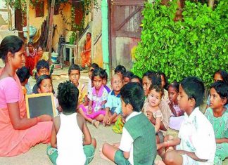 अंगणवाडी परिसरात कुपोषणावर मात करण्यासाठी बाग निर्मिती