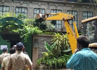 कंगना राणावतच्या मुंबईतलं अनधिकृत बांधकाम पाडायला मुंबई उच्च न्यायालयाची उद्यापर्यंत स्थगिती