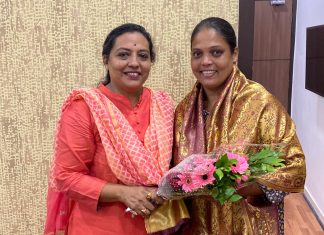 फिरत्या चाकांवर संसाराला आकार देणाऱ्या स्मिताचा प्रवास प्रेरणादायी – मंत्री ॲड. यशोमती ठाकूर