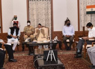 अंतिम वर्षाच्या परीक्षेसंदर्भात राज्यपालांच्या अध्यक्षतेखाली सर्व कुलगुरूंची राजभवन येथे बैठक संपन्न