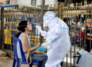 देशात कोविड रुग्णांच्या संख्येत गेल्या पाच आठवड्यांपासून सातत्यानं घट