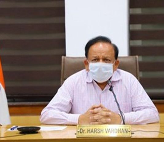 कोविड-१९ विरोधातल्या लढाईसाठी पुढचे तीन महिने अतिशय महत्त्वपूर्ण आणि निर्णायक असे केंद्रीय आरोग्य मंत्री डॉ.हर्षवर्धन यांचं प्रतिपादन