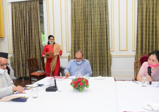 महिला व बालकल्याण योजनांचे प्रभावी कार्यान्वयन करण्याची राज्यपालांची सूचना