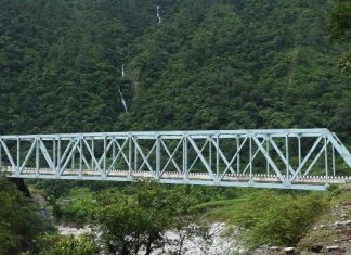 संरक्षण मंत्री राजनाथ सिंह यांनी सात राज्ये आणि केंद्रशासित प्रदेशांमध्ये सीमा मार्ग संघटनेने बांधलेले 44 पूल राष्ट्राला केले समर्पित