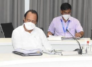 मेट्रो प्रकल्पामुळे बाधित झोपडीधारकांना विश्वासात घेऊन पुनर्वसनाचा प्रश्न मार्गी लावा : उपमुख्यमंत्री अजित पवार यांच्या सूचना