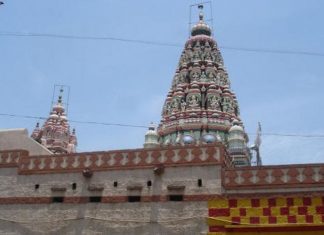 पंढरपूर शहरासह आजूबाजूच्या ९ गावांमध्ये उद्या मध्यरात्रीपासून २६ नोव्हेंबरच्या मध्यरात्रीपर्यंत संचारबंदी लागू