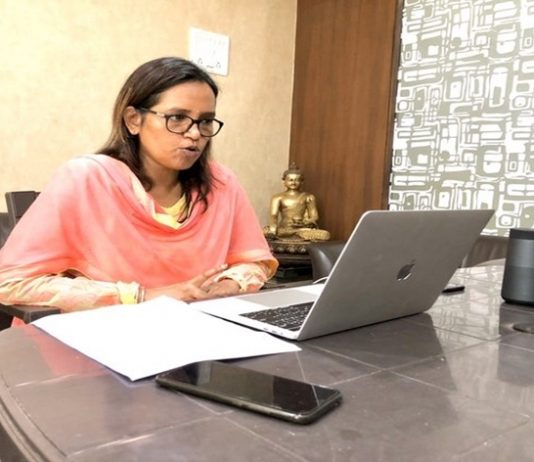 येत्या २३ नोव्हेंबरपासून इयत्ता नववी ते बारावीचे वर्ग सुरु करण्याचा राज्य सरकारचा विचार