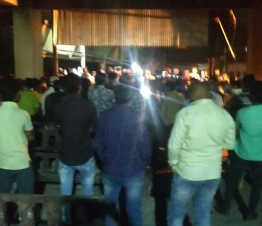 मोबाईल टॉर्चच्या उजेडात ‘अंत्यसंस्कार’, निगडीतील अमरधाम स्मशानभूमीतील प्रकार..!