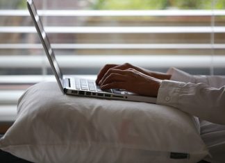 वर्क फ्रॉम होमसाठी माहिती तंत्रज्ञान कंपन्यांना केंद्राकडून सवलती