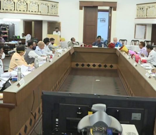 अतिवृष्टी व पुरपरिस्थितीमुळे झालेल्या नुकसानीचा केंद्रीय पथकाने घेतला आढावा