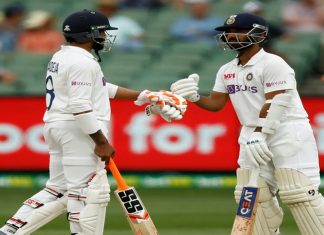 दुसऱ्या कसोटी क्रिकेट सामन्याच्या दुसऱ्या दिवसअखेर भारताची ऑस्ट्रेलियावर ८२ धावांची आघाडी