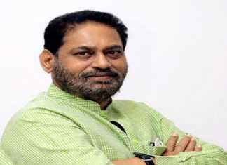 शेतकऱ्यांना नादुरुस्त रोहित्रे तात्काळ बदलून द्यावीत – नितीन राऊत