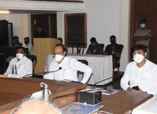 उपमुख्यमंत्री अजित पवार यांनी घेतला कोरोना सद्यस्थिती व उपाययोजनांचा आढावा