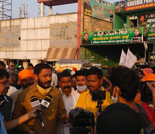 आमदार देवेंद्र भुयार यांच्यासह शेकडो शेतकरी दिल्लीला धडकले !