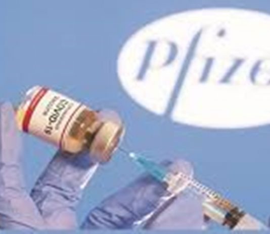 फायझर बायो एन्टेकच्या कोरोना प्रतिबंधक लसीचा आपत्कालीन वापर करायला मंजुरी