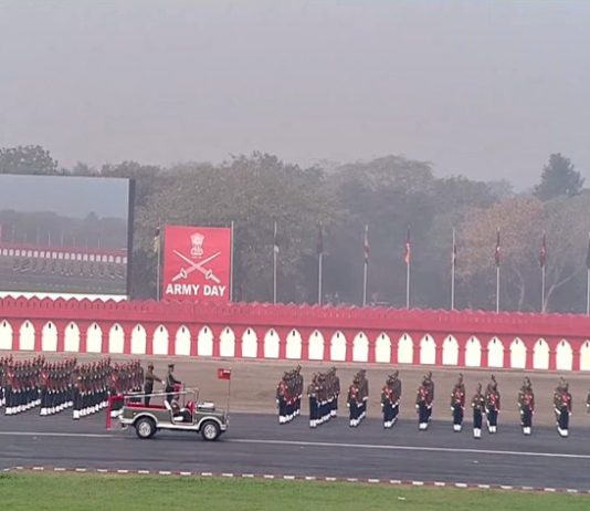 सेना दिनानिमित्त राष्ट्रपती, प्रधानमंत्री आणि मुख्यमंत्र्यांच्या देशवासीयांना शुभेच्छा