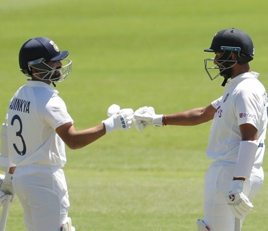 भारत आणि ऑस्टेलिया कसोटी सामन्यात ऑस्ट्रलियाची पहिल्या डावात ३३ धावांची आघाडी