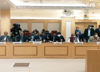 आंदोलनकर्ते शेतकरी आणि केंद्रसरकार यांच्या दरम्यान चर्चेची ११ वी फेरीची चर्चा,मात्र तोडगा नाही