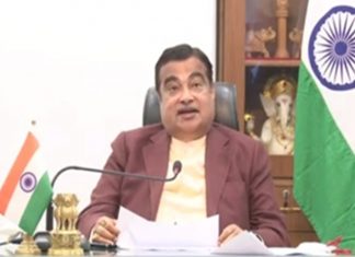 देशात रस्त्यांवर होणाऱ्या दुर्घटना-अपघातांबद्दल गडकरी यांनी केली चिंता व्यक्त