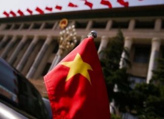 कोरोना नियमांच्या नावाखाली चीनमध्ये जनतेच्या नागरी आणि राजकीय हक्कांवर गदा