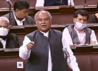 नव्या कृषी कायद्यात कंत्राटी शेतीमधून शेतकऱ्यांना बाहेर पडण्याची अनुमती – नरेंद्रसिंग तोमर