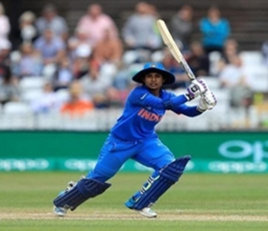 आंतरराष्ट्रीय क्रिकेटमध्ये १० हजार धावांचा टप्पा ओलांडणारी मिताली राज ही ठरली पहिली भारतीय महिला क्रिकेटपटू