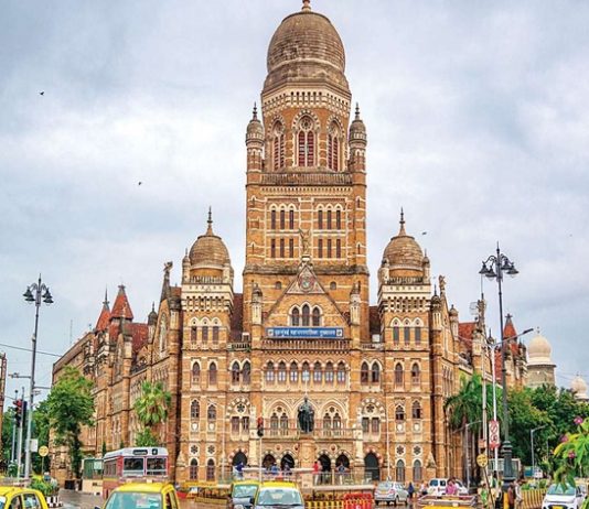लसीकरणासाठी केवळ नोंदणी करून आपल्या जवळच्या केंद्रावर जाऊन लस घ्यावी – मुंबई महानगरपालिका