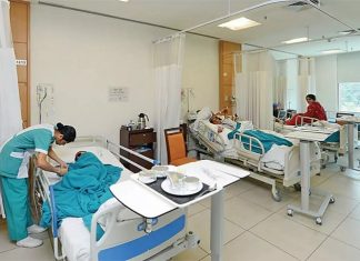 देशात कोविड प्रतिबंधक लसींच्या ६ कोटीपेक्षा जास्त मात्रा लाभार्थ्यांना देऊन भारतानं ७१ दिवसात महत्त्वाचा टप्पा ओलांडला