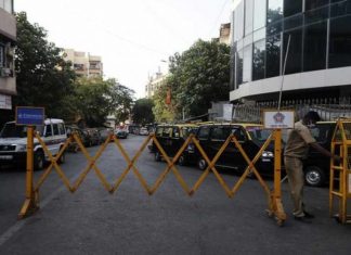 वाढत्या रुग्णसंख्येच्या पार्श्वभूमीवर राज्यात कोविड प्रतिबंधक निर्बंधांमधे १५ एप्रिल पर्यंत वाढ