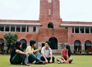 राज्यातील महाविद्यालयांचा येत्या शैक्षणिक वर्षात शुल्कवाढ न करण्याचा निर्णय