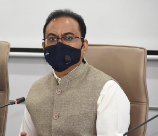 पुणे जिल्ह्यात 540 खाजगी हॉस्पिटल्सना 32 हजार 61 रेमडिसिव्हीर इंजेक्शन्सच्या व्हायल्सचे वितरण – जिल्हाधिकारी डॉ. राजेश देशमुख