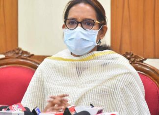 १०वी, १२वीच्या लेखी परीक्षा ऑफलाईनच – शालेय शिक्षणमंत्री प्रा.वर्षा गायकवाड