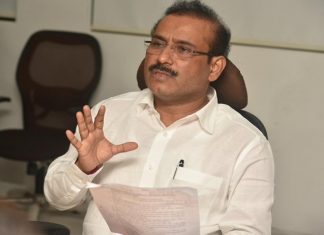 १८ वर्षांवरील सर्व नागरिकांना मोफत लस देण्याचा राज्य सरकारचा निर्णय