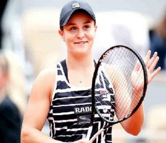 मायामी खुल्या टेनिस स्पर्धेत अव्वल मानांकित ऍशले बार्टीला सलग दुसऱ्यांदा महिला एकेरीचा मुकुट