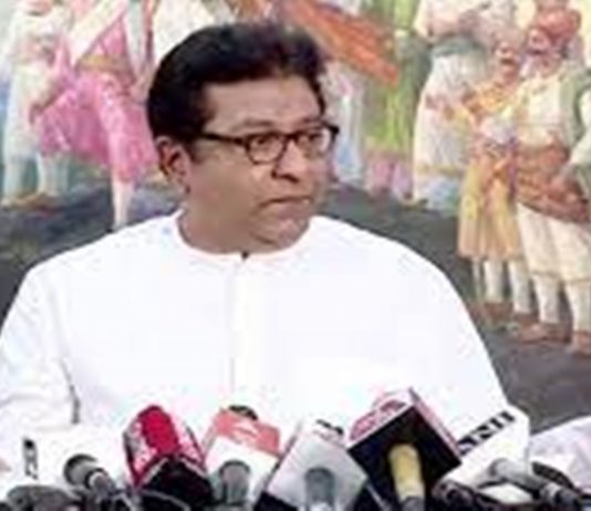 दहावी आणि बारावीच्या विद्यार्थ्यांच्या परिक्षा न घेता त्यांची वर्गोन्नती करावी- राज ठाकरे