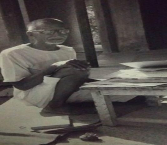 ज्येष्ठ सर्वोदयी आणि विनोबांचे निकटवर्ती रामभाऊ म्हसकर यांचं निधन